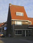 908793 Gezicht op het hoekpand Geraniumstraat 31 te Utrecht, met links de Dr. Schaepmanstraat.